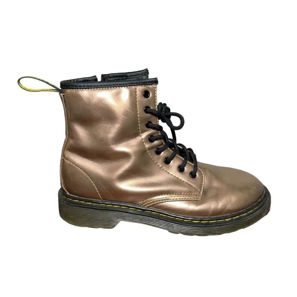 Women’s Dr martens size 5 boots